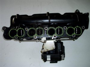 Opel İnsignia Turbo Emme manifolt görsel 2