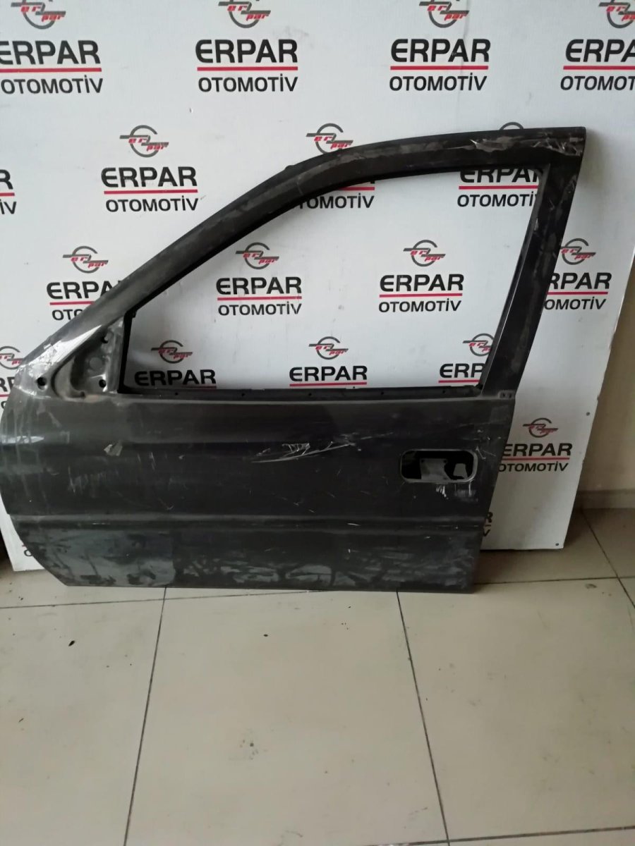 OPEL VECTRA B ÇIKMA SOL ÖN KAPI (FÜME) – Çıkma parça GM