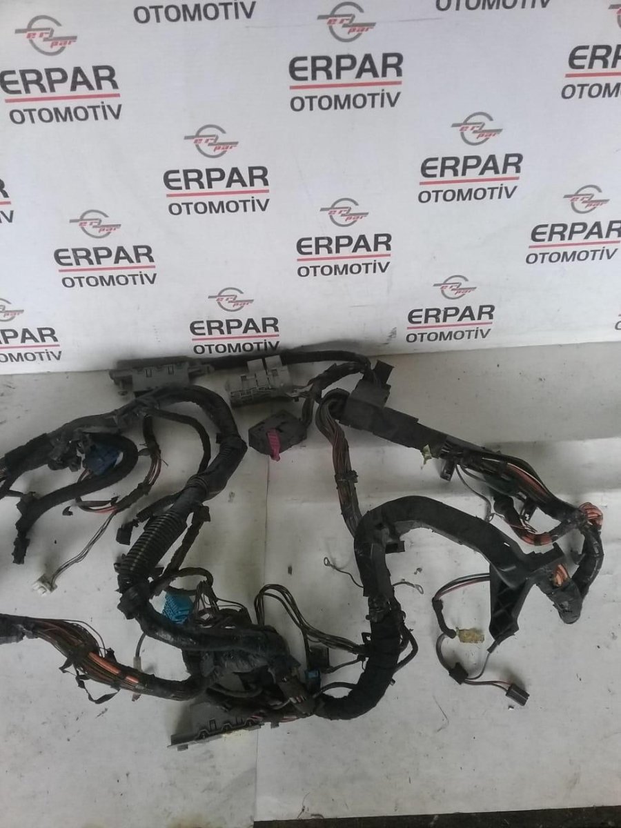 MERİVA A GÖGÜS TESİSATI – Çıkma parça GM