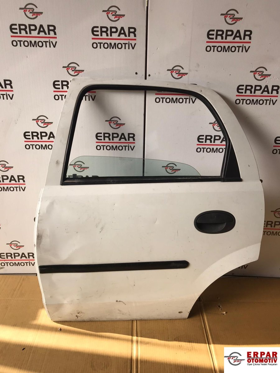Corsa C Sol Arka Kapı ( BEYAZ ) – Çıkma parça GM