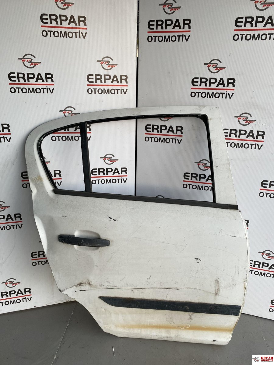 CORSA D SAĞ ARKA BEYAZ – Çıkma parça GM