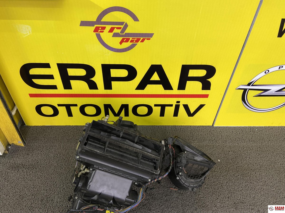 OPEL ASTRA H KLİMA KALÖRİFER KAZANI KOMPLE – Çıkma parça GM