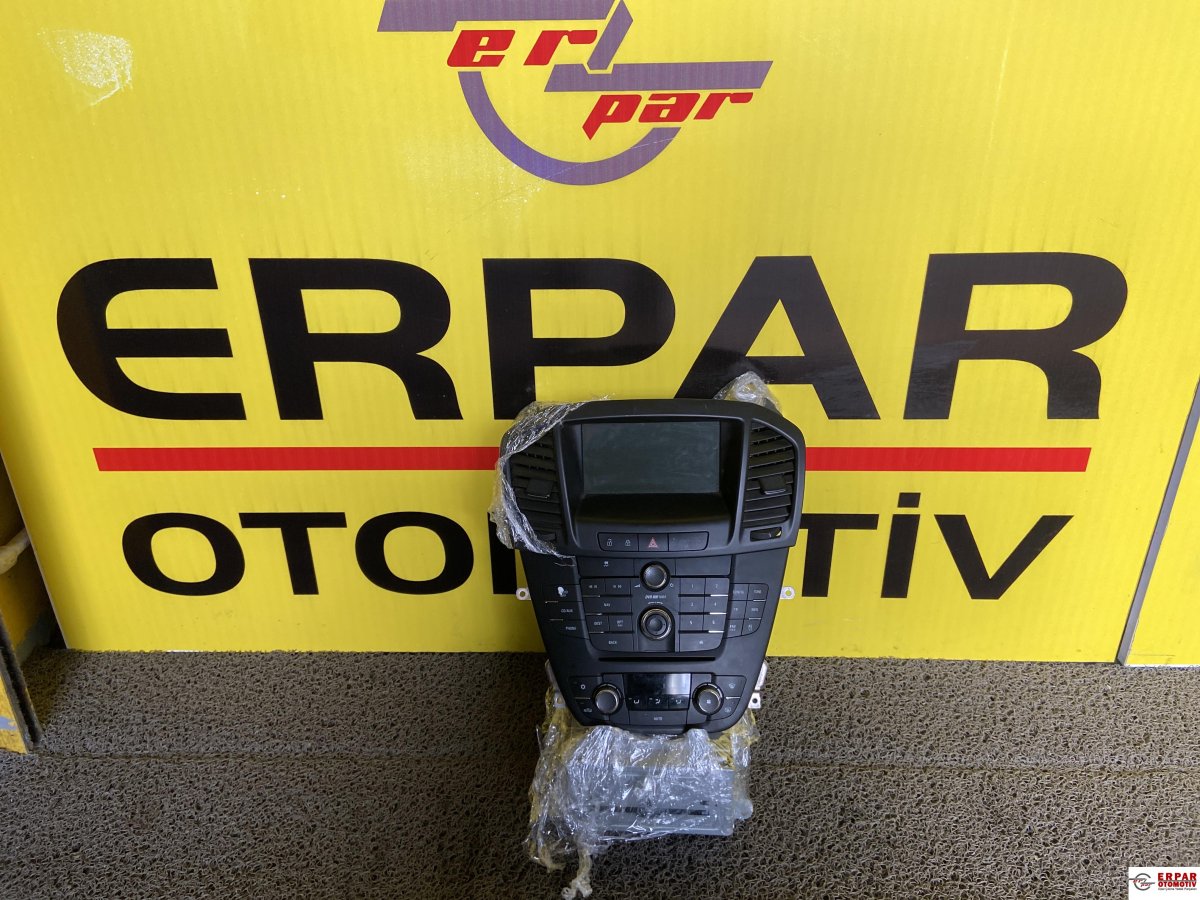 OPEL İNSİGNİA DVD 800 NAVİ EKRAN PANEL CD ÇALAR (SET) FÜME – Çıkma parça GM