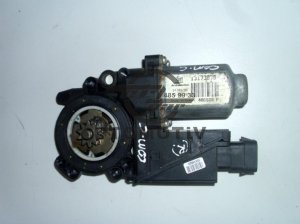 Opel Combo C & Corsa C Sağ Ön Cam Açma Kapama Motoru <br> — Çıkma Parçalar