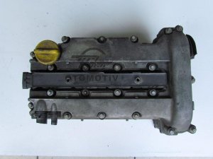 Opel Corsa B Corsa C 1,2 1,4 XE Silindir Kapak — Çıkma Parçalar