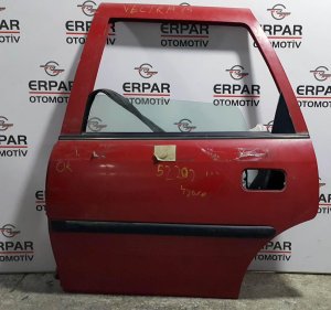 OPEL VECTRA B ÇIKMA SOL ARKA KAPI (KIRMIZI) — Çıkma Parçalar
