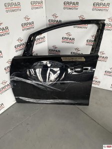 CORSA E ÇIKMA SOL ÖN KAPI (SİYAH) — Çıkma Parçalar