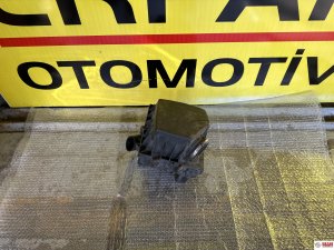 CORSA E HAVA FİLİTRE KAZANI (KOMPLE) — Çıkma Parçalar