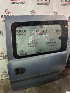 COMBO C SOL ARKA SÜRGÜLÜ KAPI — Çıkma Parçalar
